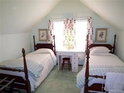 9 Down Harbor Rd, Edgartown, MA 02539 photo 8