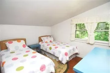 57 Johnny Cake Rd, Centerville, MA 02632 photo 9