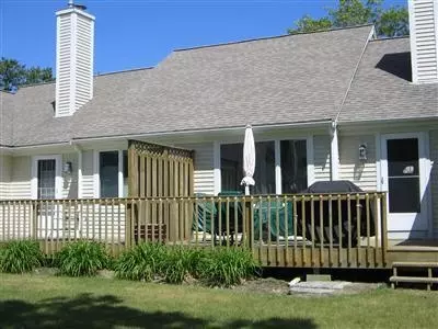 27 Windward St, Mashpee, MA 02649 photo 6