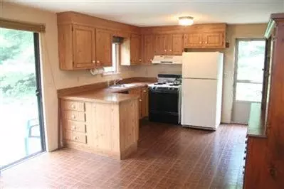 19 Hitching Post Ln, Centerville, MA 02632 photo 2
