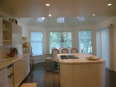 9 Compass Cir, Mashpee, MA 02649 photo 4