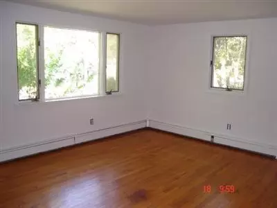 443 Cotuit Rd, Mashpee, MA 02649 photo 4