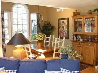 25 Red Cedar Rd, Mashpee, MA 02649 photo 5