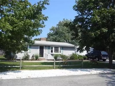 67 Glen Rd, Hyannis, MA 02601 photo 1