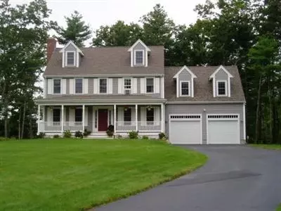 2 Griffin Way, West Wareham, MA 02576 photo 1