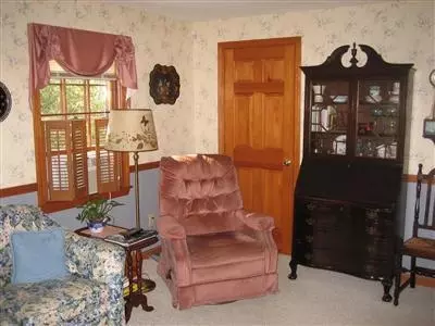 19 Tradewind Dr, Mashpee, MA 02649 photo 3