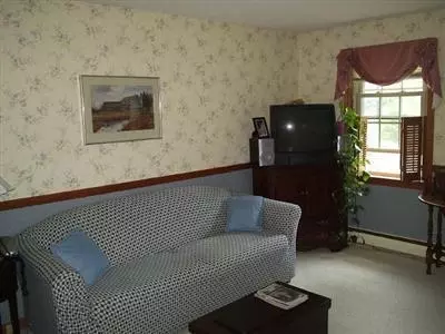 19 Tradewind Dr, Mashpee, MA 02649 photo 5