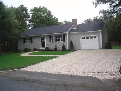 94 Mashpee Neck Rd, Mashpee, MA 02649 photo 1