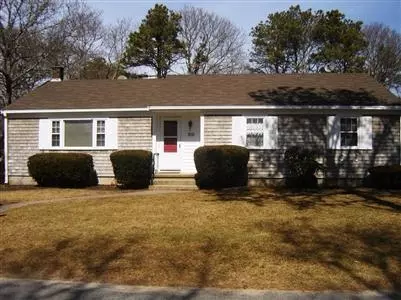 36 Tanager Rd, Hyannis, MA 02601 photo 2