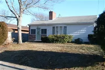 58 Bearse Rd, Mashpee, MA 02649 photo 1