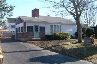 58 Bearse Rd, Mashpee, MA 02649 photo 4