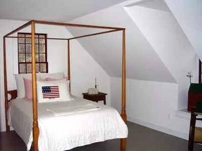 84 Cobble Stone Rd, Barnstable, MA 02630 photo 3