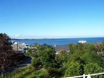 1 Hawes Rd, Sagamore Beach, MA 02562 photo 2