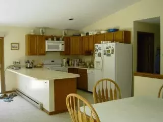 33 Sengekontacket Rd, Oak Bluffs, MA 02557 photo 10