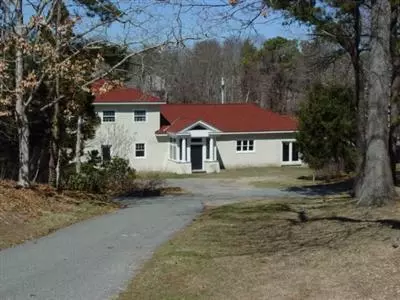 814 S Main St, Centerville, MA 02632 photo 3