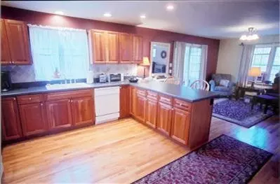 3 Foretop Rd, Bourne, MA 02532 photo 7