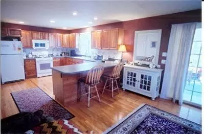 3 Foretop Rd, Bourne, MA 02532 photo 6