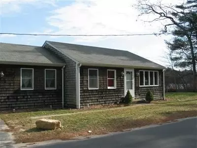 82 Blackmore Pond Rd, West Wareham, MA 02576 photo 1