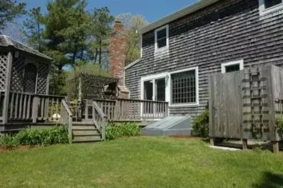 67 Oak St, Cotuit, MA 02635 photo 4