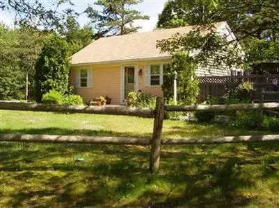 6 Chatham Ln, Mashpee, MA 02649 photo 1
