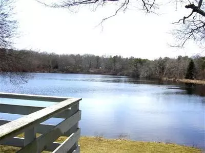 121 Sterling Rd, Hyannis, MA 02601 photo 3
