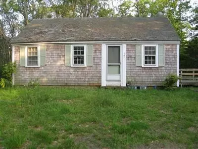 151 Oak St, Centerville, MA 02668 photo 1