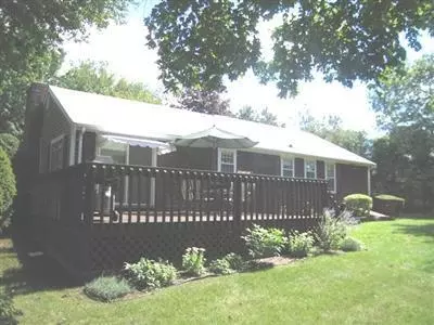 75 Sunset Cir, Mashpee, MA 02649 photo 4
