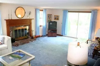 136 Ralyn Rd, Cotuit, MA 02635 photo 4