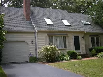 21 Hyde Park Rd, Centerville, MA 02632 photo 1