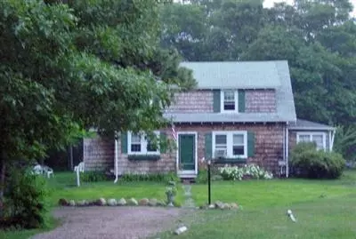 234 Pine St, Centerville, MA 02632 photo 2