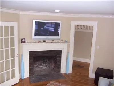 60 Stevens St, Hyannis, MA 02601 photo 2