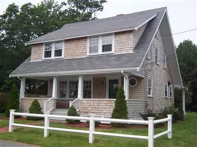 60 Stevens St, Hyannis, MA 02601 photo 1