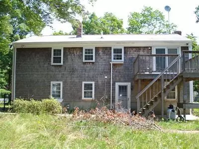 115 Bishops Ter, Hyannis, MA 02601 photo 2