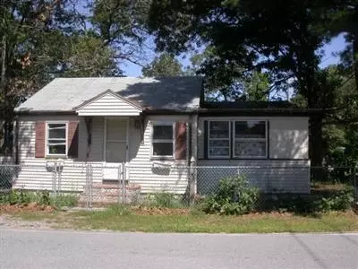 1 Wildwood Ave, Wareham, MA 02571 photo 1