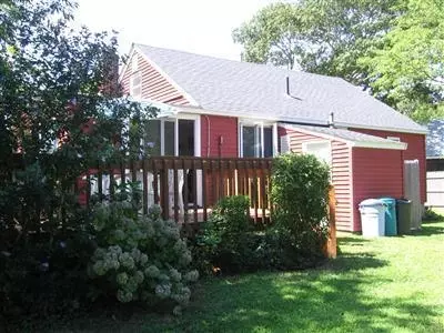 104 Sixth Ave, West Hyannisport, MA 02672 photo 3