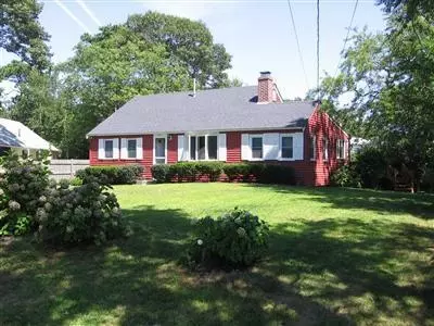 104 Sixth Ave, West Hyannisport, MA 02672 photo 1