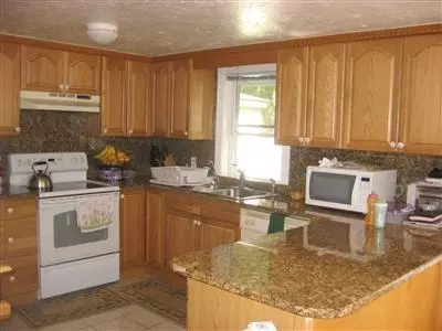 990 Phinneys Ln, Centerville, MA 02632 photo 6
