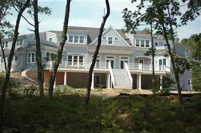 6 Quaker Run Rd, Mashpee, MA 02649 photo 2