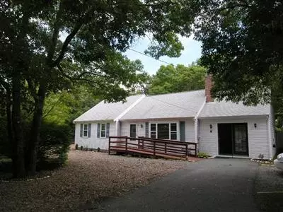 4 Marks Path, Hyannis, MA 02601 photo 1