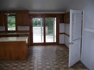 528 Cotuit Rd, Mashpee, MA 02649 photo 4