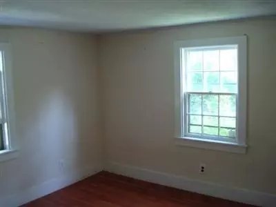 24 Brookshire Rd, Hyannis, MA 02601 photo 8