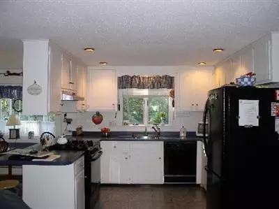 39 Seth Parker Rd, Centerville, MA 02632 photo 2