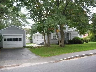 132 Bacon Rd, Hyannis, MA 02601 photo 3