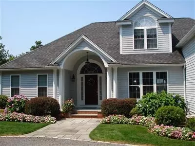 115 Loomis Ln, Centerville, MA 02632 photo 3