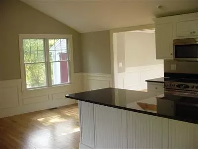 97 Robbins St, Osterville, MA 02655 photo 4