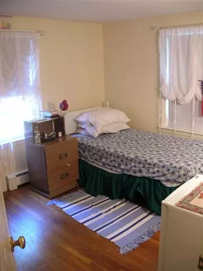 72 Suffolk Ave, Hyannis, MA 02601 photo 5