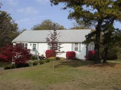 38 Ebenezer Rd, Osterville, MA 02655 photo 1