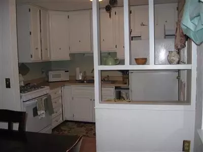91 Maple St, Hyannis, MA 02601 photo 3