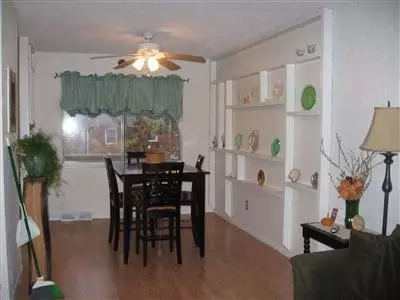 91 Maple St, Hyannis, MA 02601 photo 2