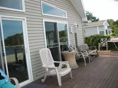 20 Wychunas Ave, Buzzards Bay, MA 02532 photo 17
